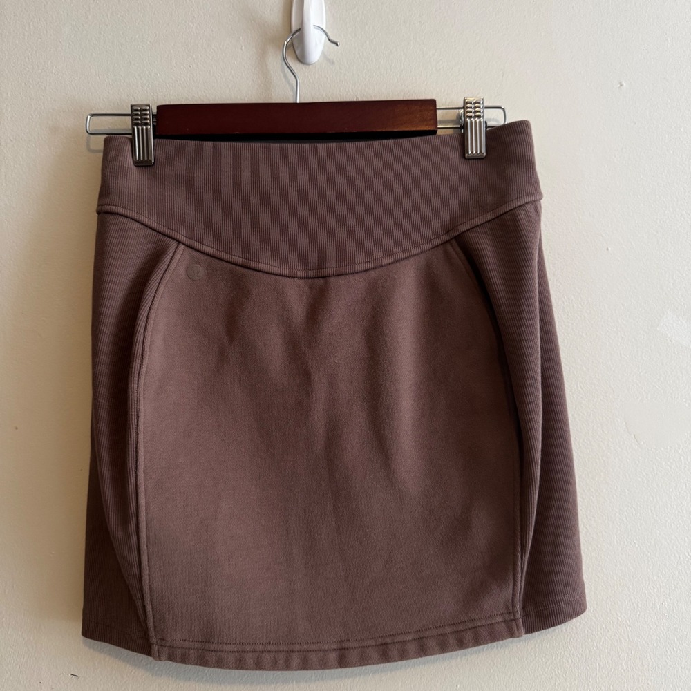 Lululemon Womens Small Chocolate Brown Cotton Blend Athleisure Skirt Earth Tones